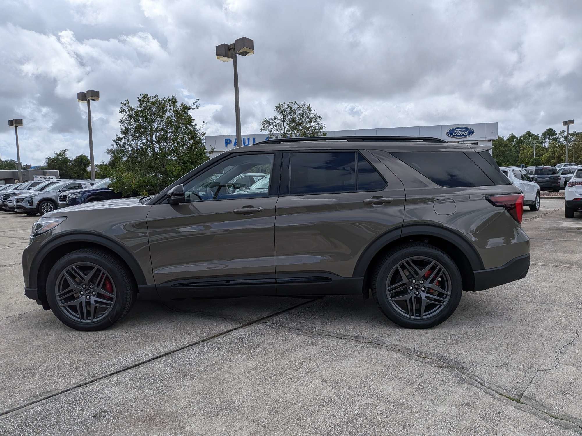 2027 Ford Explorer ST