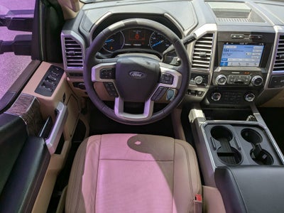 2017 Ford Super Duty F-250 SRW Lariat