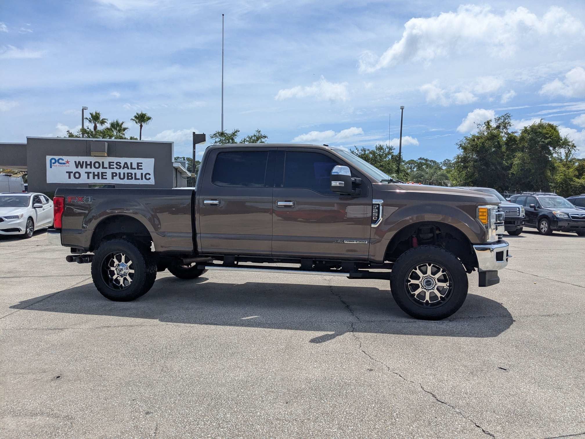 2017 Ford Super Duty F-250 SRW Lariat
