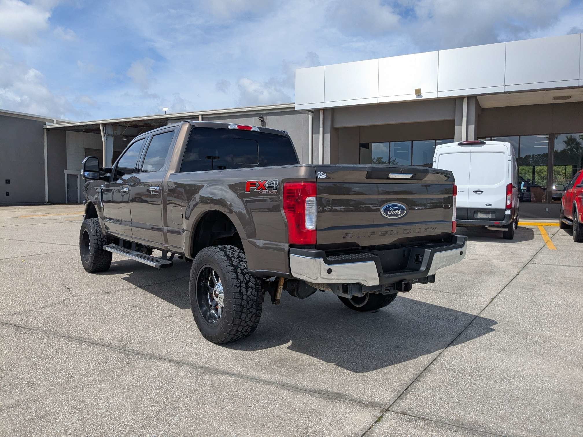 2017 Ford Super Duty F-250 SRW Lariat