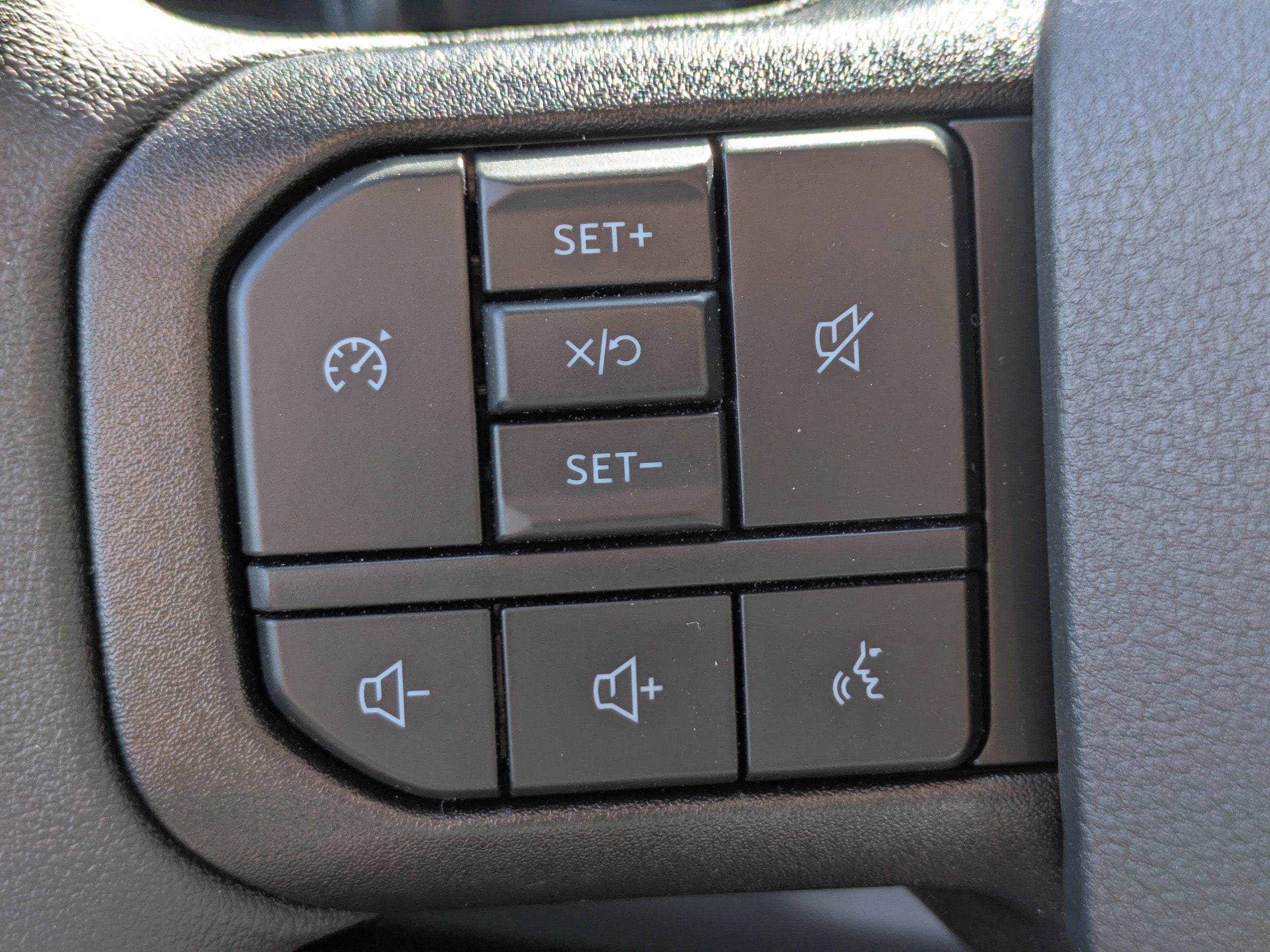 2025 Ford Super Duty F-250 SRW XLT