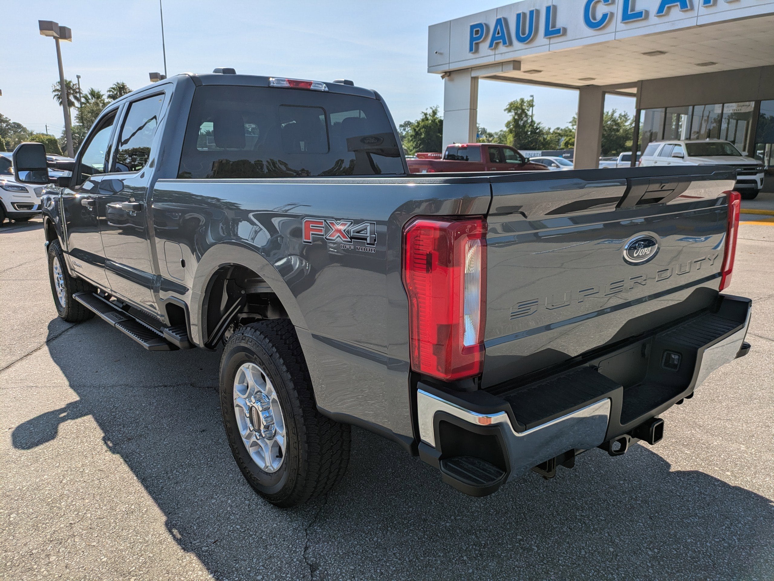 2025 Ford Super Duty F-250 SRW XLT