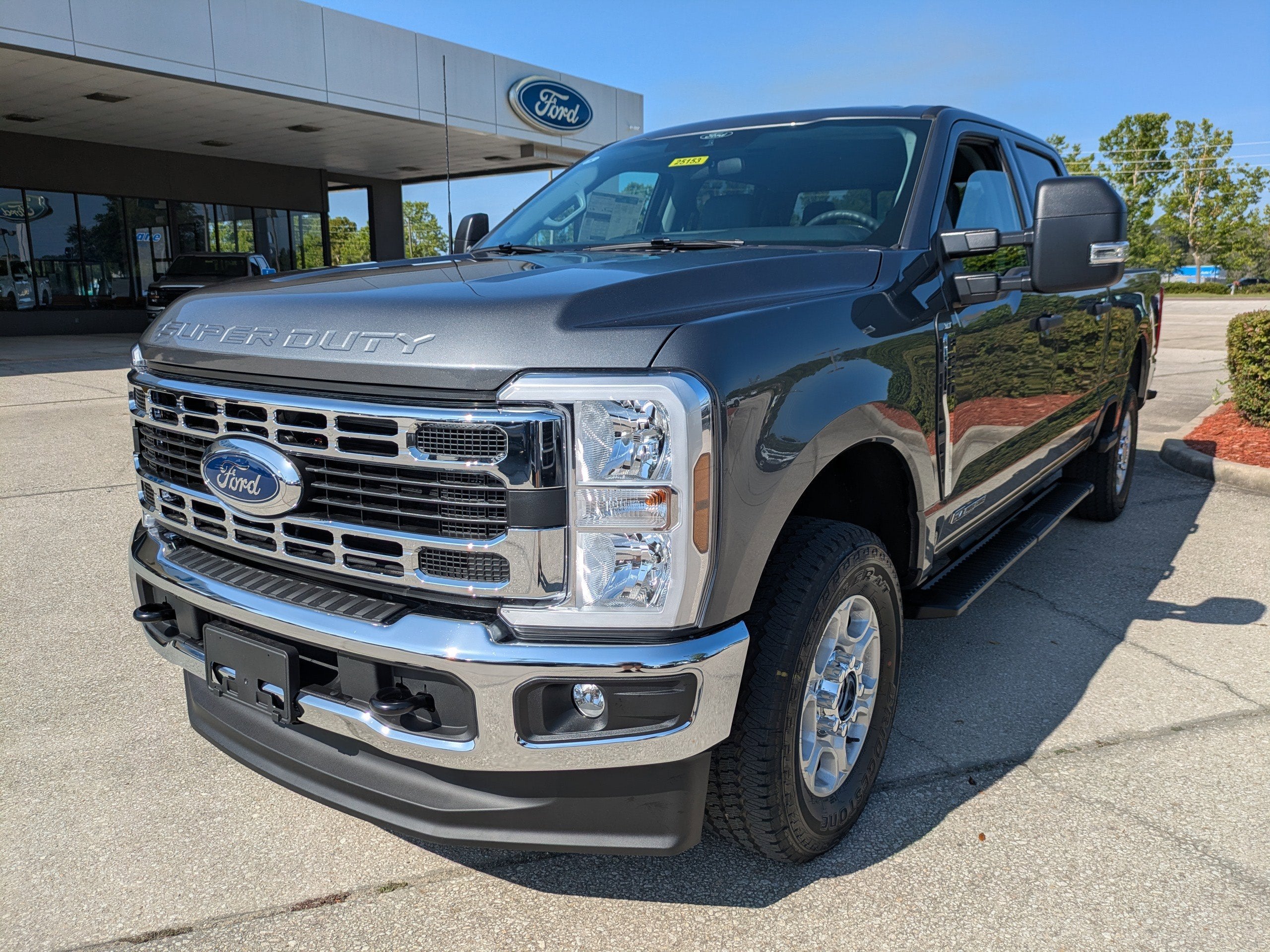 2025 Ford Super Duty F-250 SRW XLT
