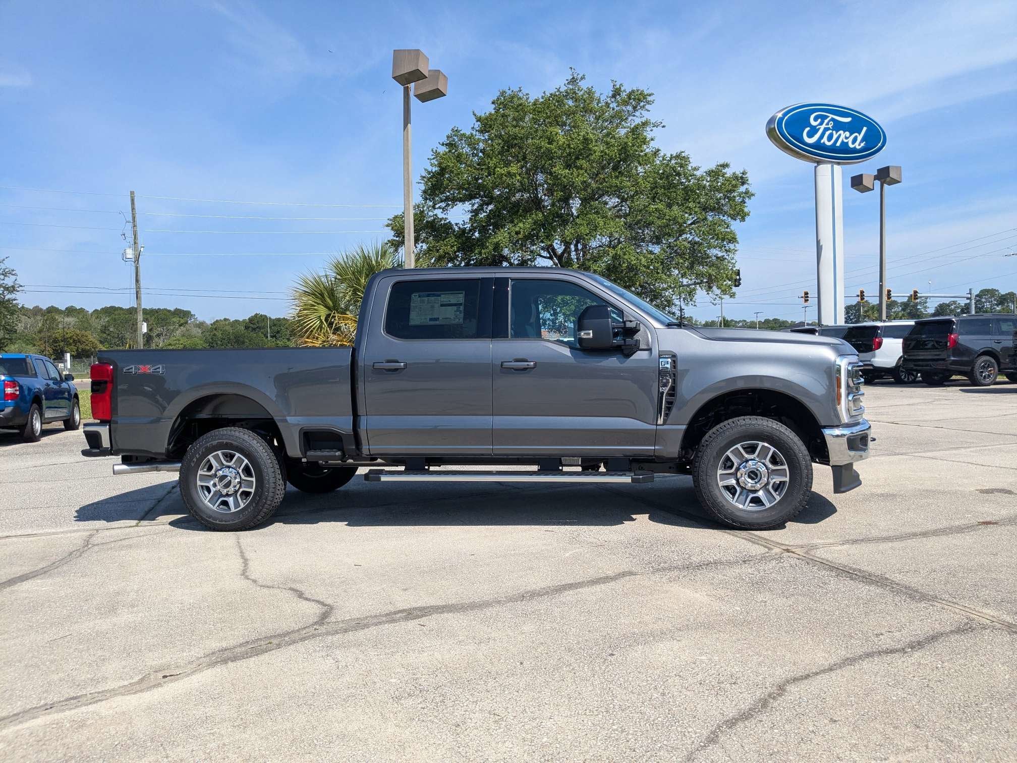 2026 Ford Super Duty F-250 SRW LARIAT