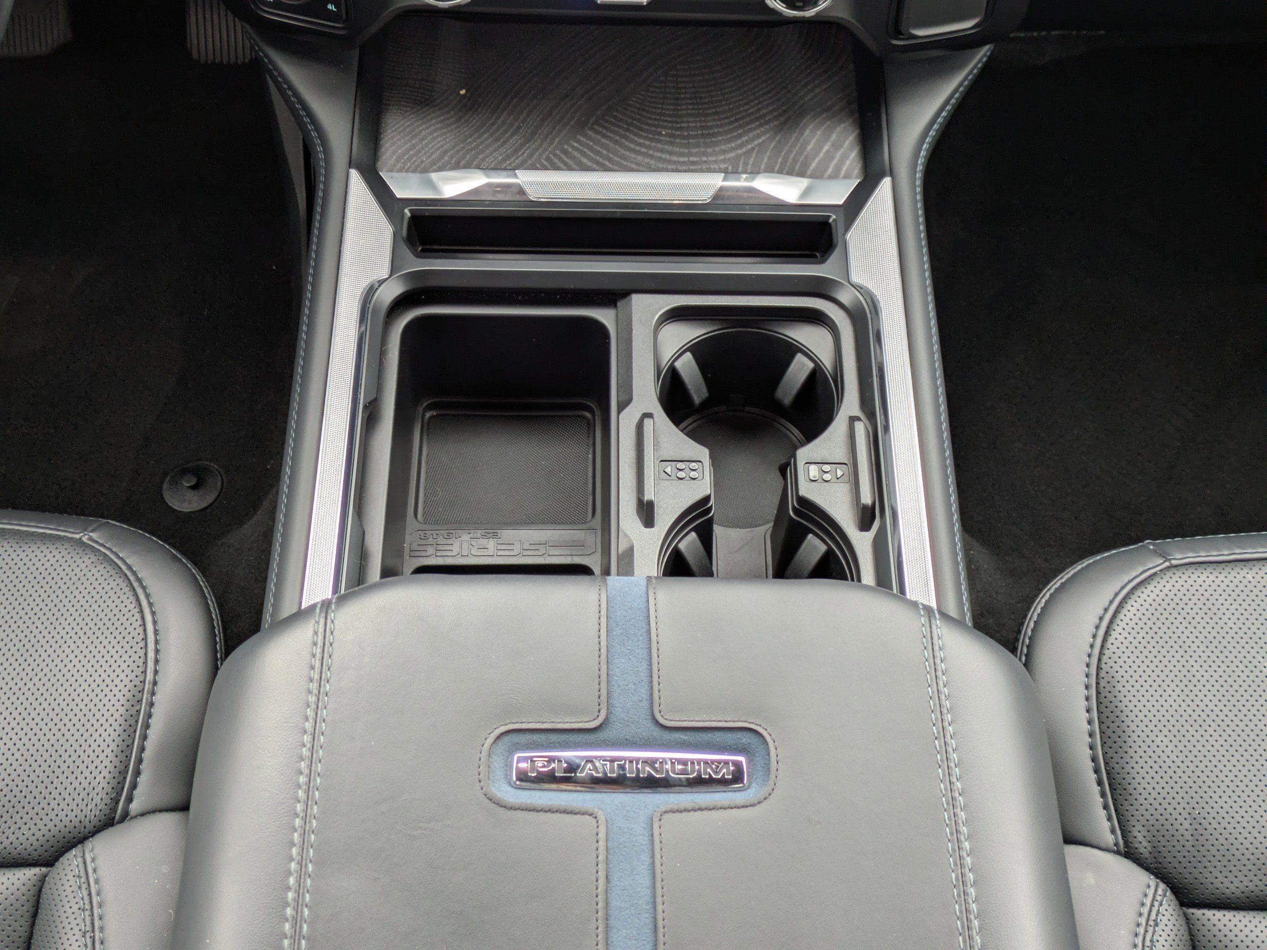 2025 Ford Super Duty F-250 SRW Platinum