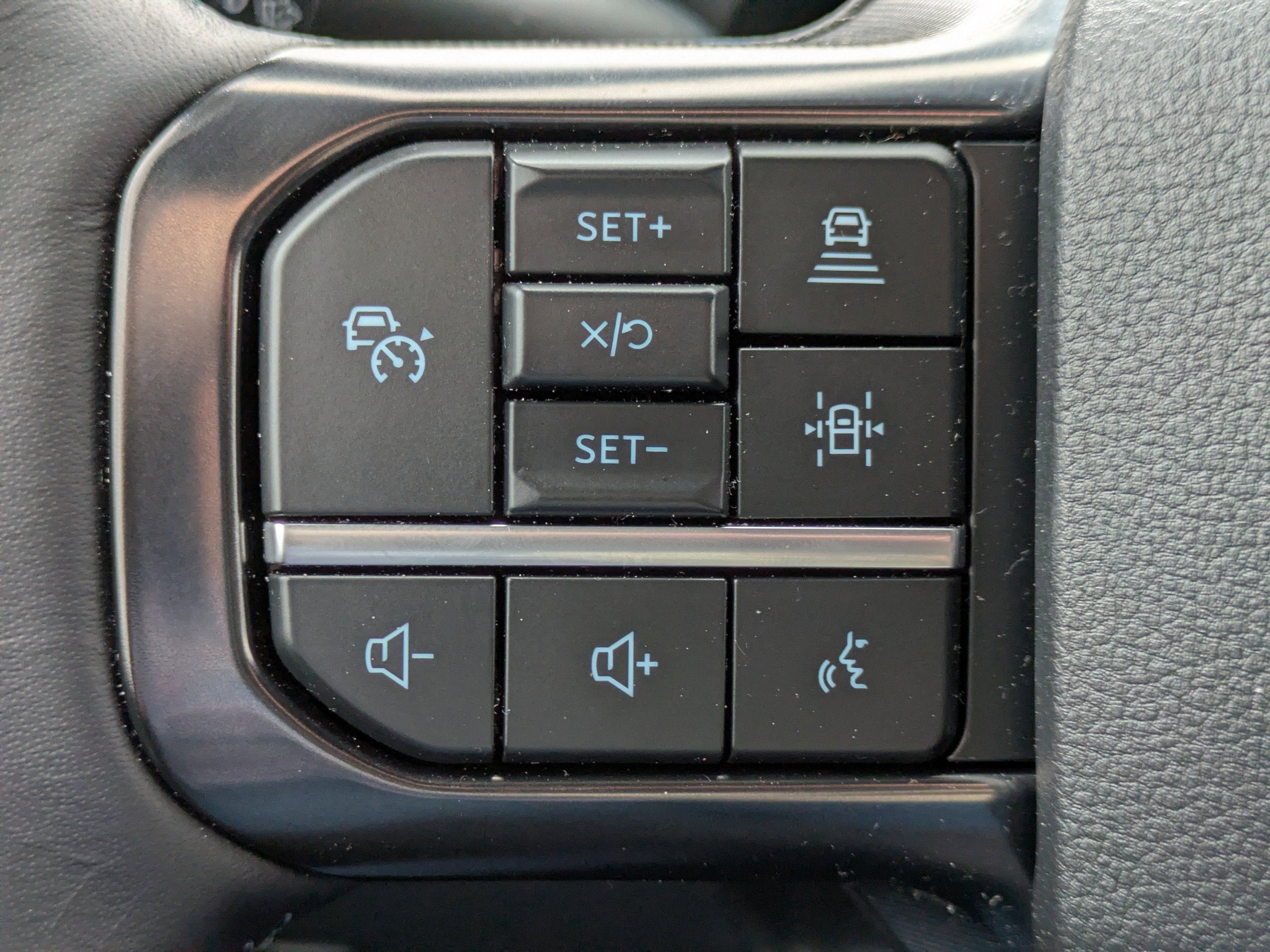 2025 Ford Super Duty F-250 SRW Platinum