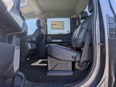 2027 Ford Super Duty F-250 SRW F-250® Lariat®