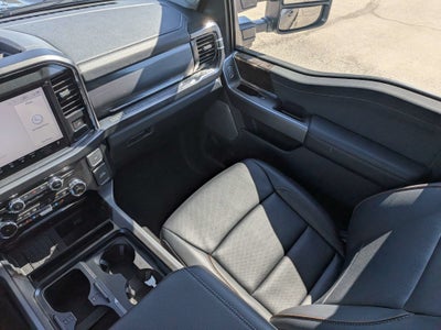2027 Ford Super Duty F-250 SRW F-250® Lariat®