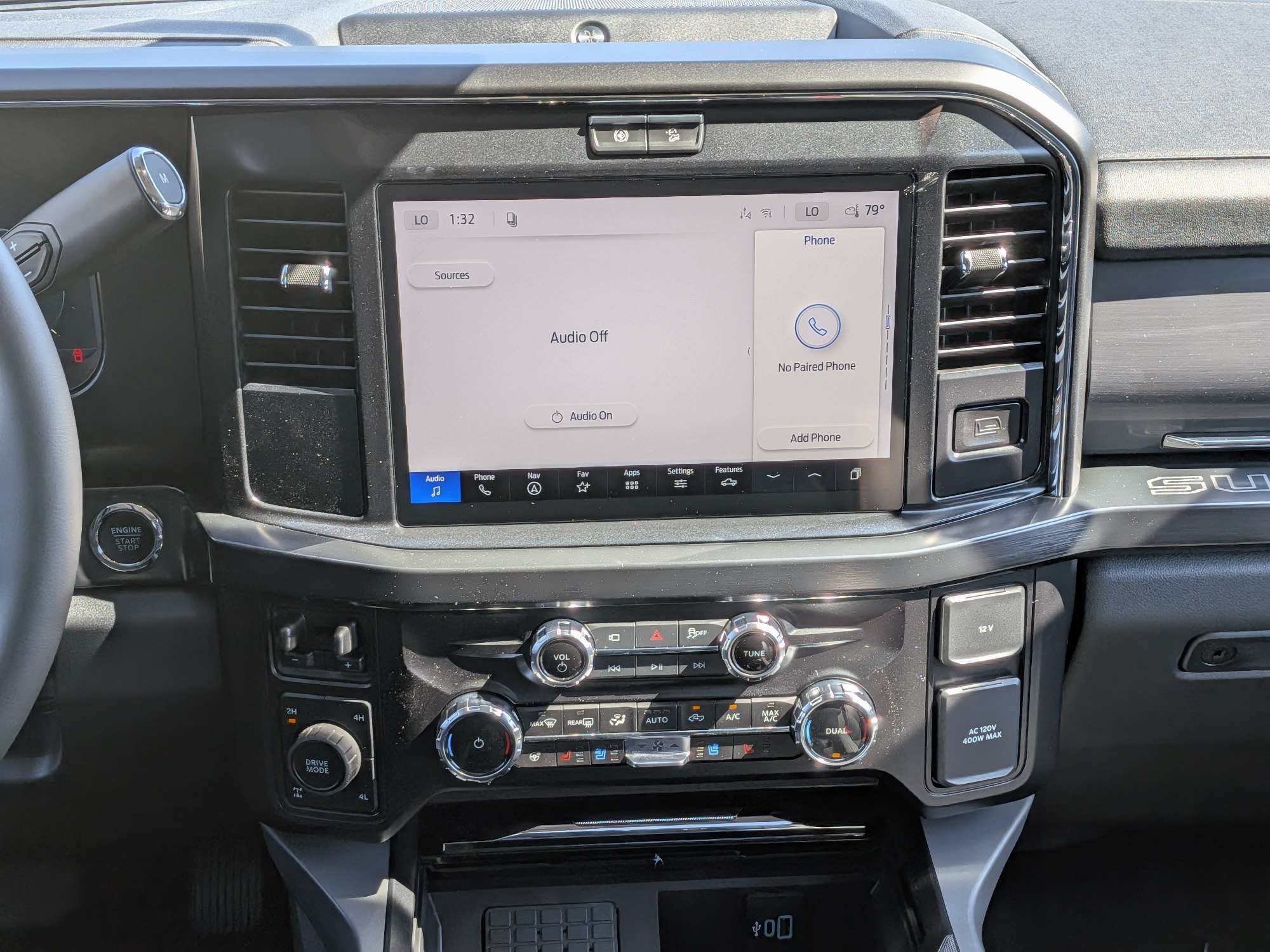 2027 Ford Super Duty F-250 SRW F-250® Lariat®