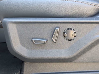 2027 Ford Super Duty F-250 SRW F-250® Lariat®
