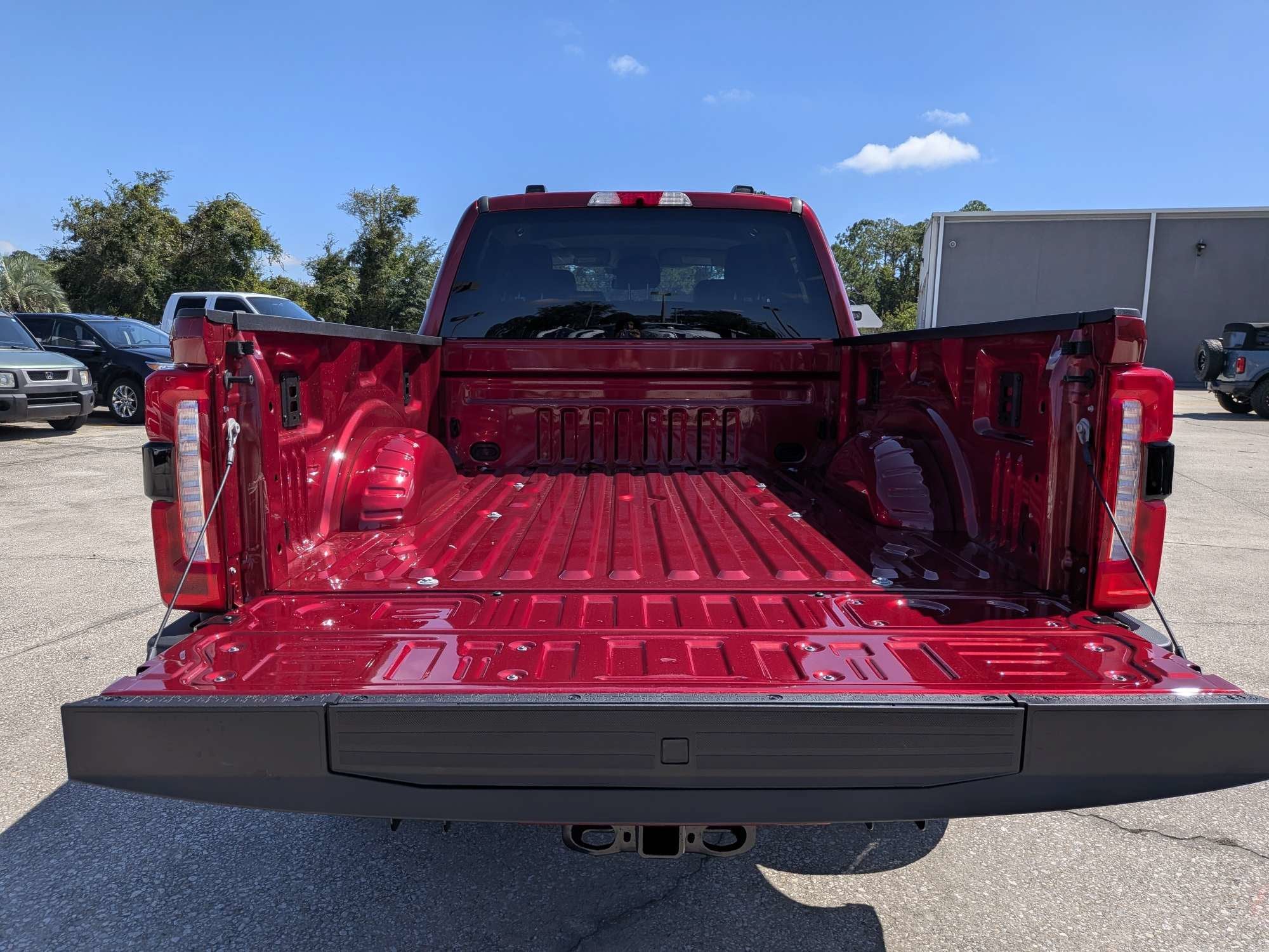 2027 Ford Super Duty F-250 SRW LARIAT