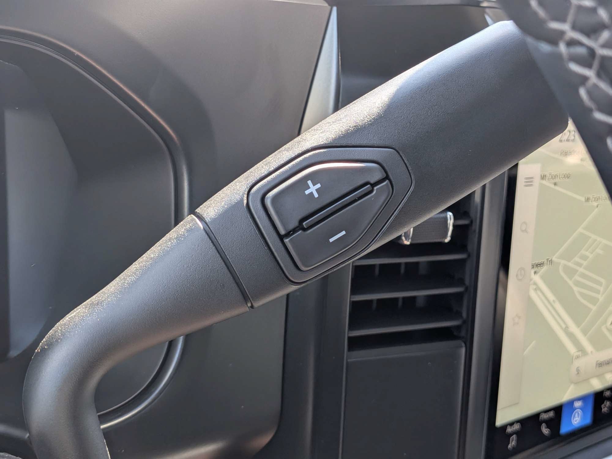 2027 Ford Super Duty F-250 SRW LARIAT