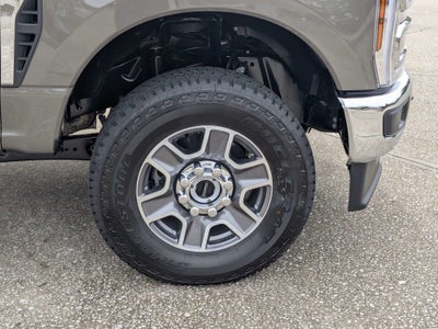 2027 Ford Super Duty F-250 SRW LARIAT