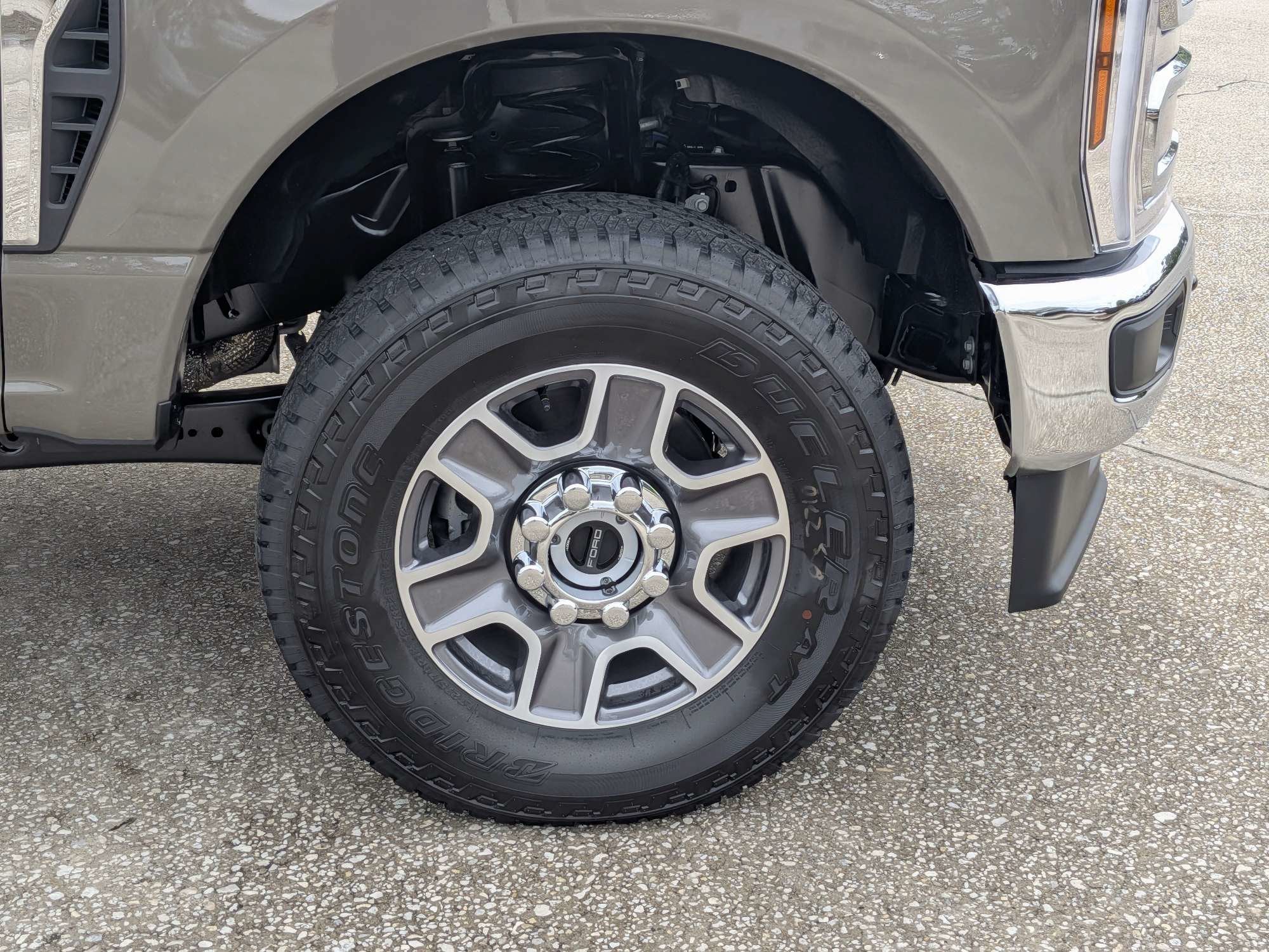 2027 Ford Super Duty F-250 SRW LARIAT
