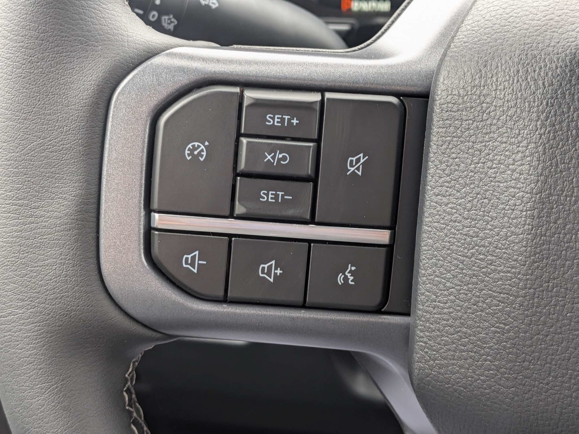 2027 Ford Super Duty F-250 SRW LARIAT