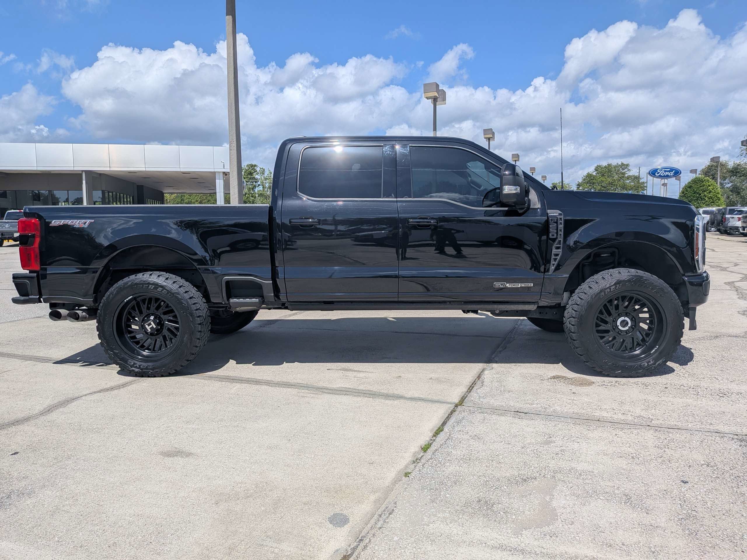 2024 Ford Super Duty F-250 SRW LARIAT