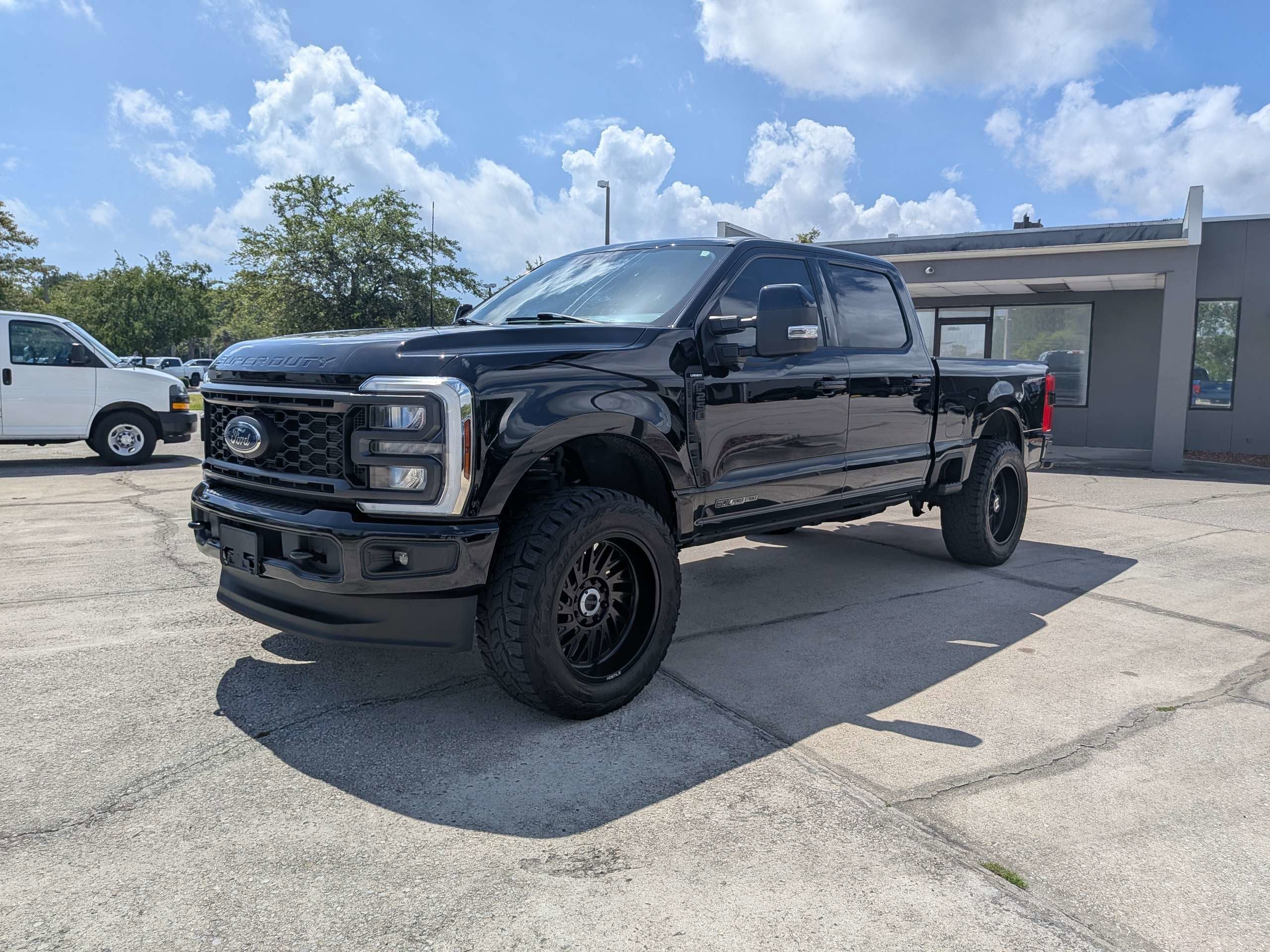 2024 Ford Super Duty F-250 SRW LARIAT