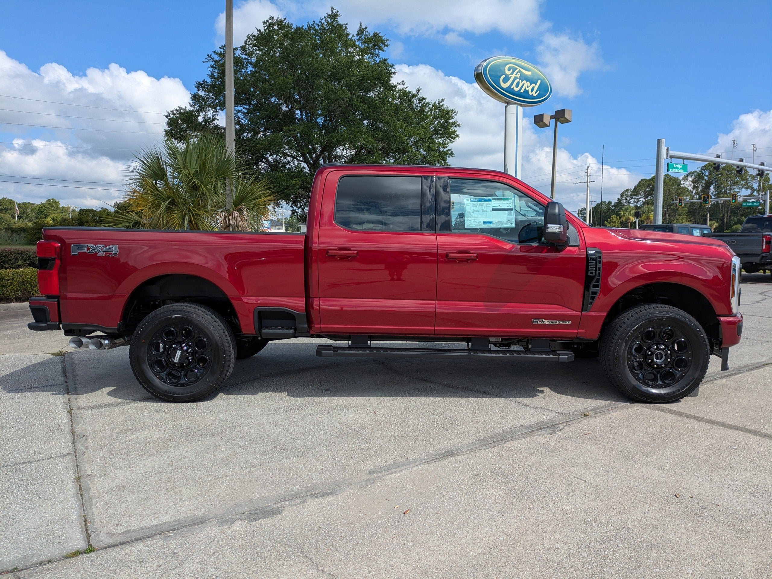 2025 Ford Super Duty F-250 SRW XLT