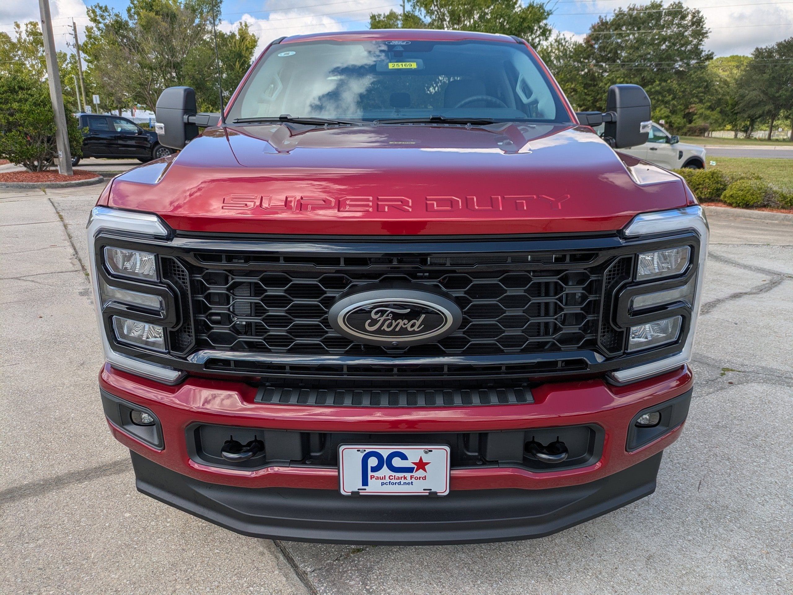 2025 Ford Super Duty F-250 SRW XLT