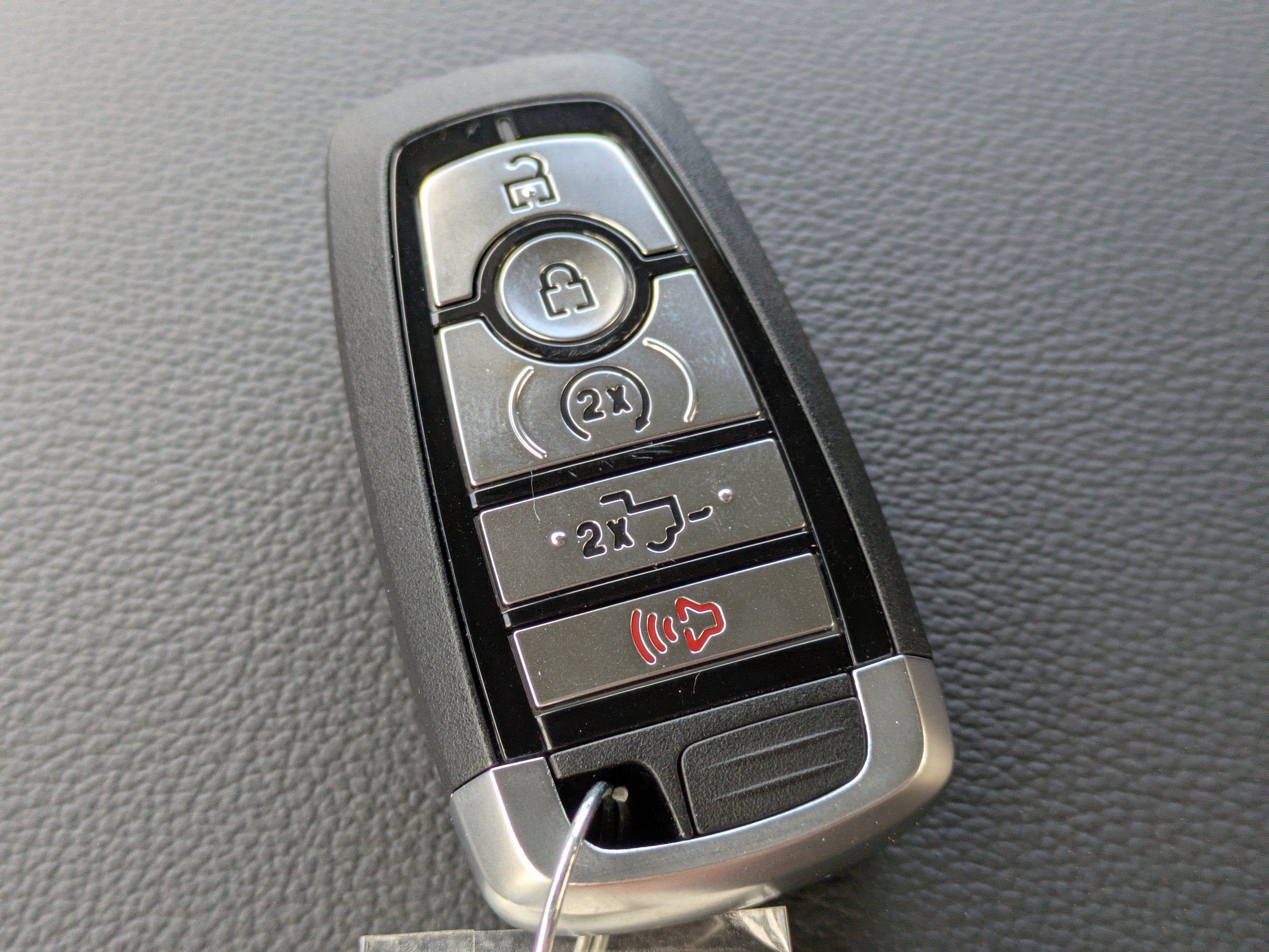 2026 Ford Super Duty F-250 SRW F-250® Lariat®