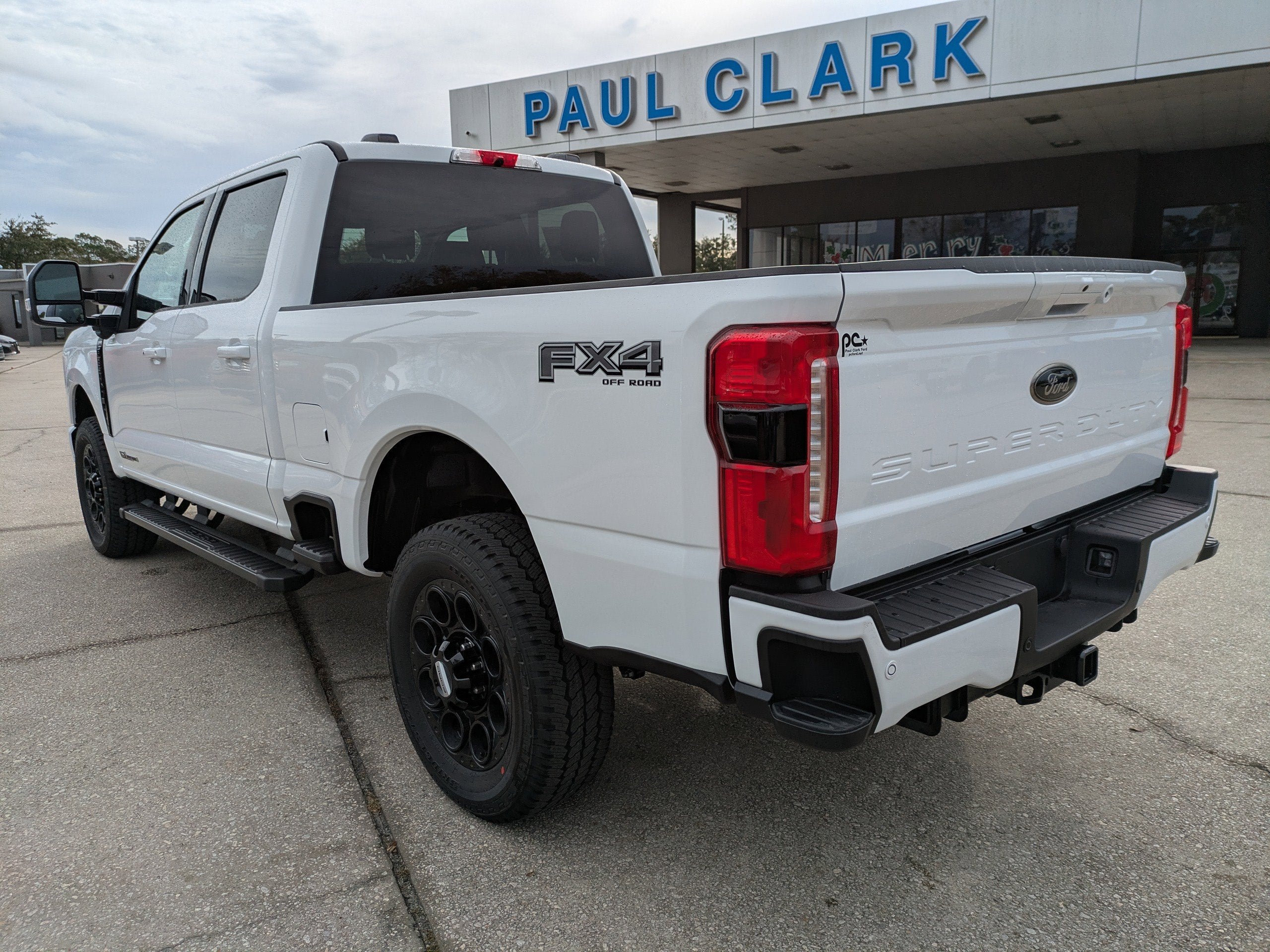 2026 Ford Super Duty F-250 SRW LARIAT