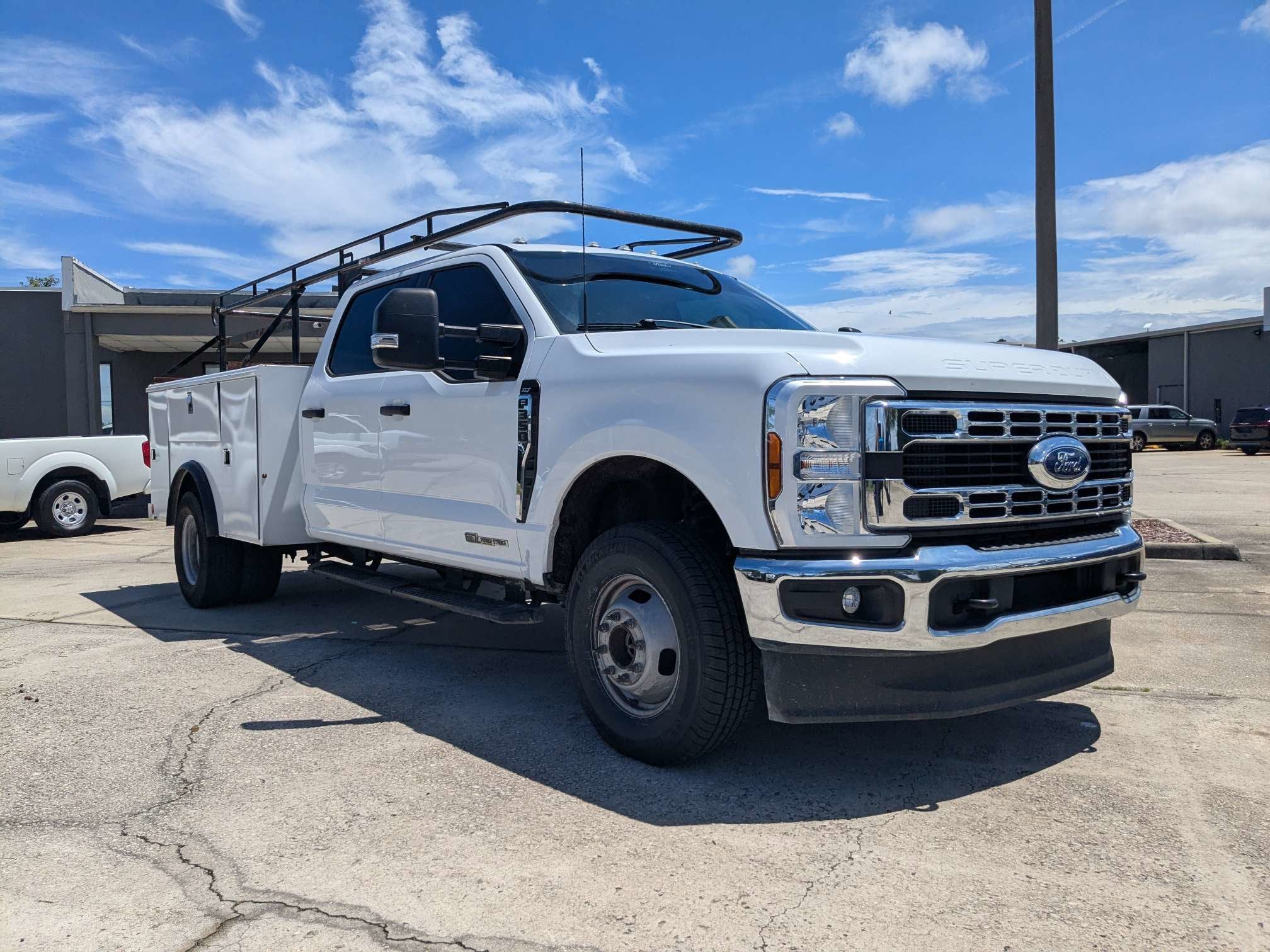 2024 Ford Super Duty F-350 DRW XLT