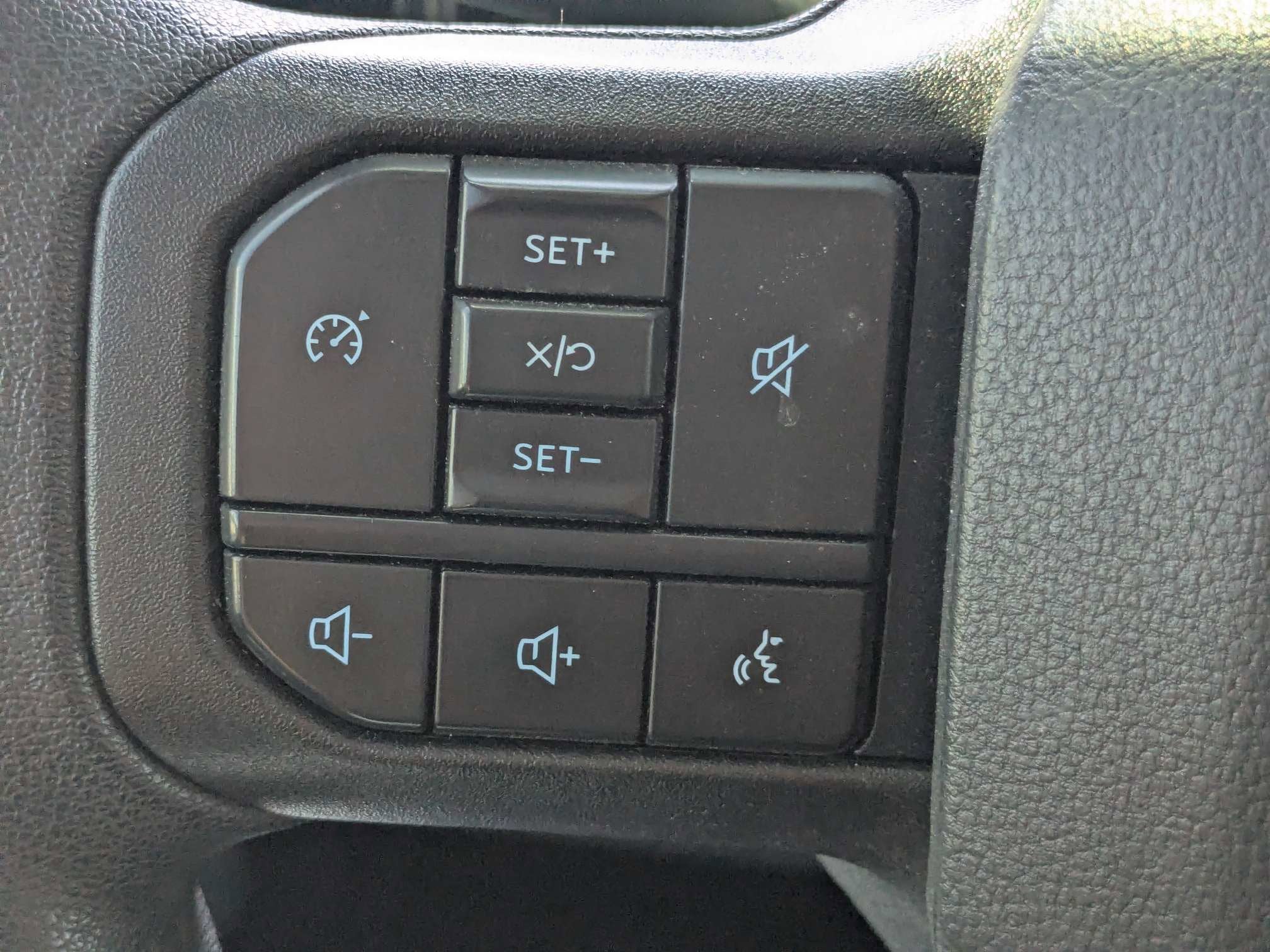 2024 Ford Super Duty F-350 DRW XLT