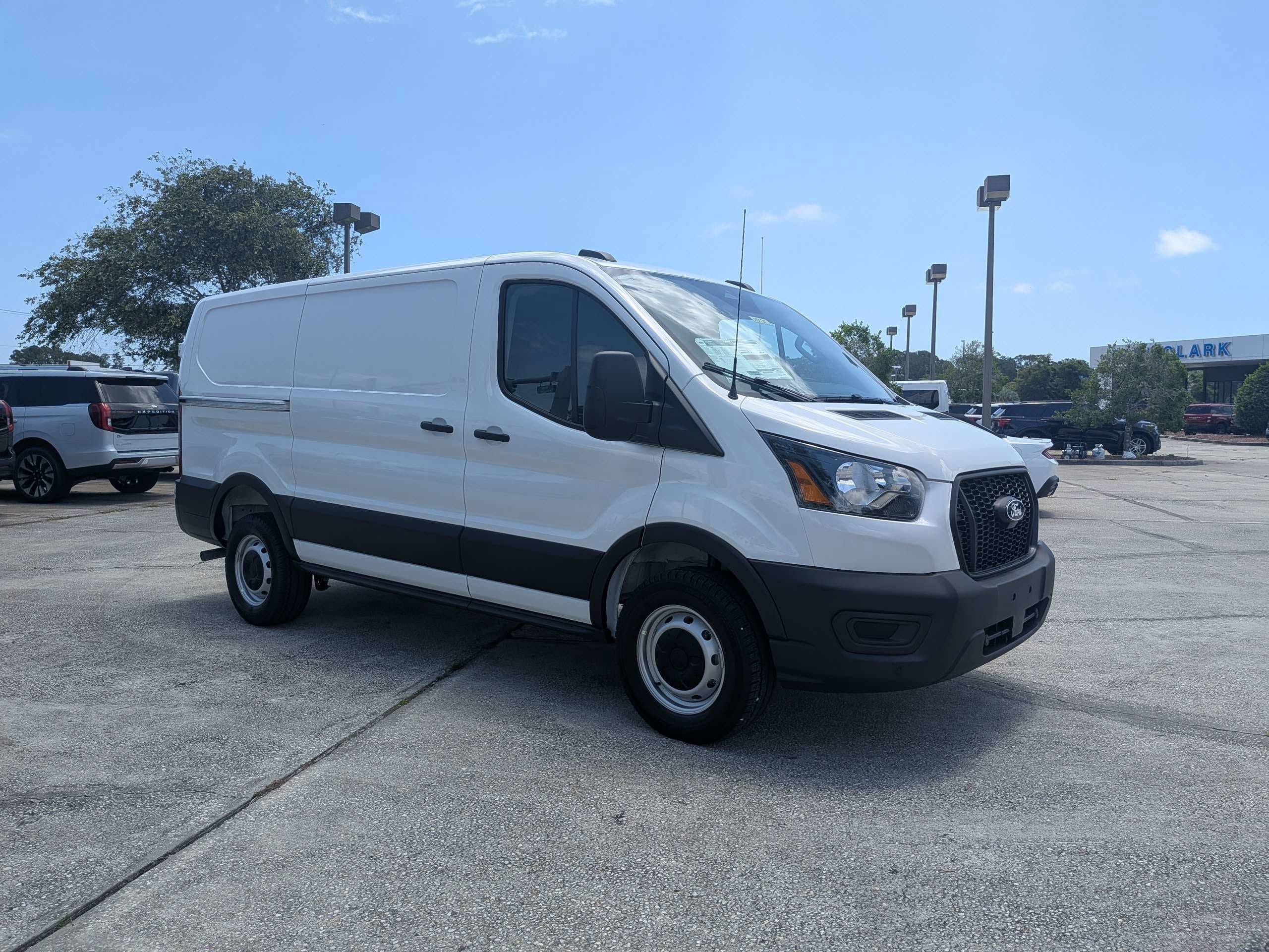 2026 Ford Transit Cargo Van Base
