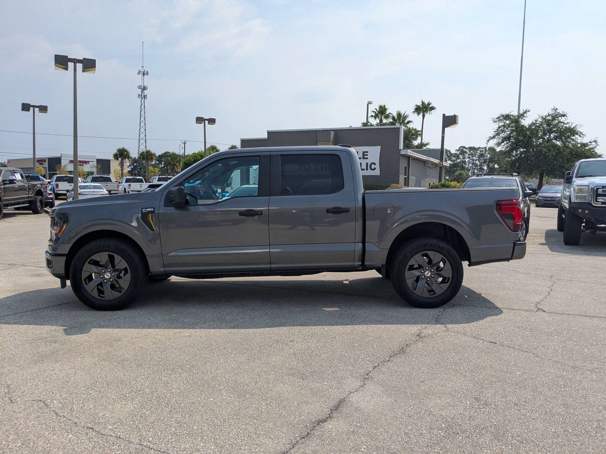 2025 Ford F-150 STX