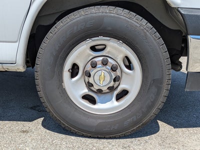 2024 Chevrolet Express Passenger LT