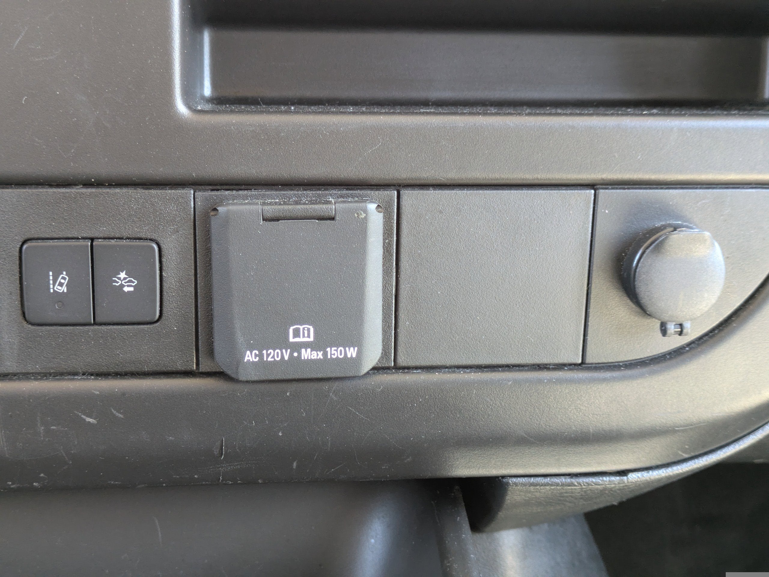 2024 Chevrolet Express Passenger LT