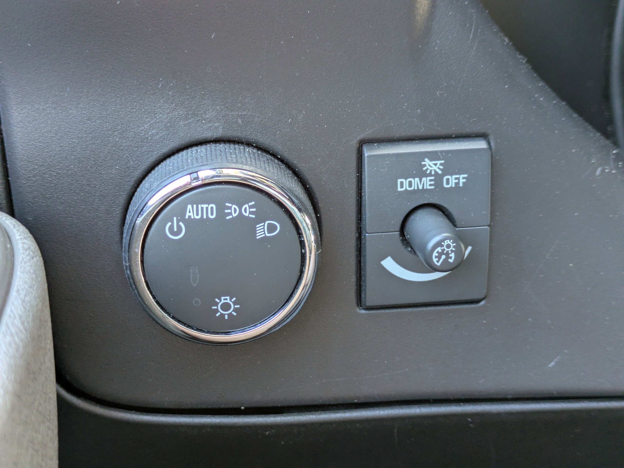 2024 Chevrolet Express Passenger LT
