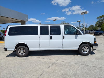 2024 Chevrolet Express Passenger LT