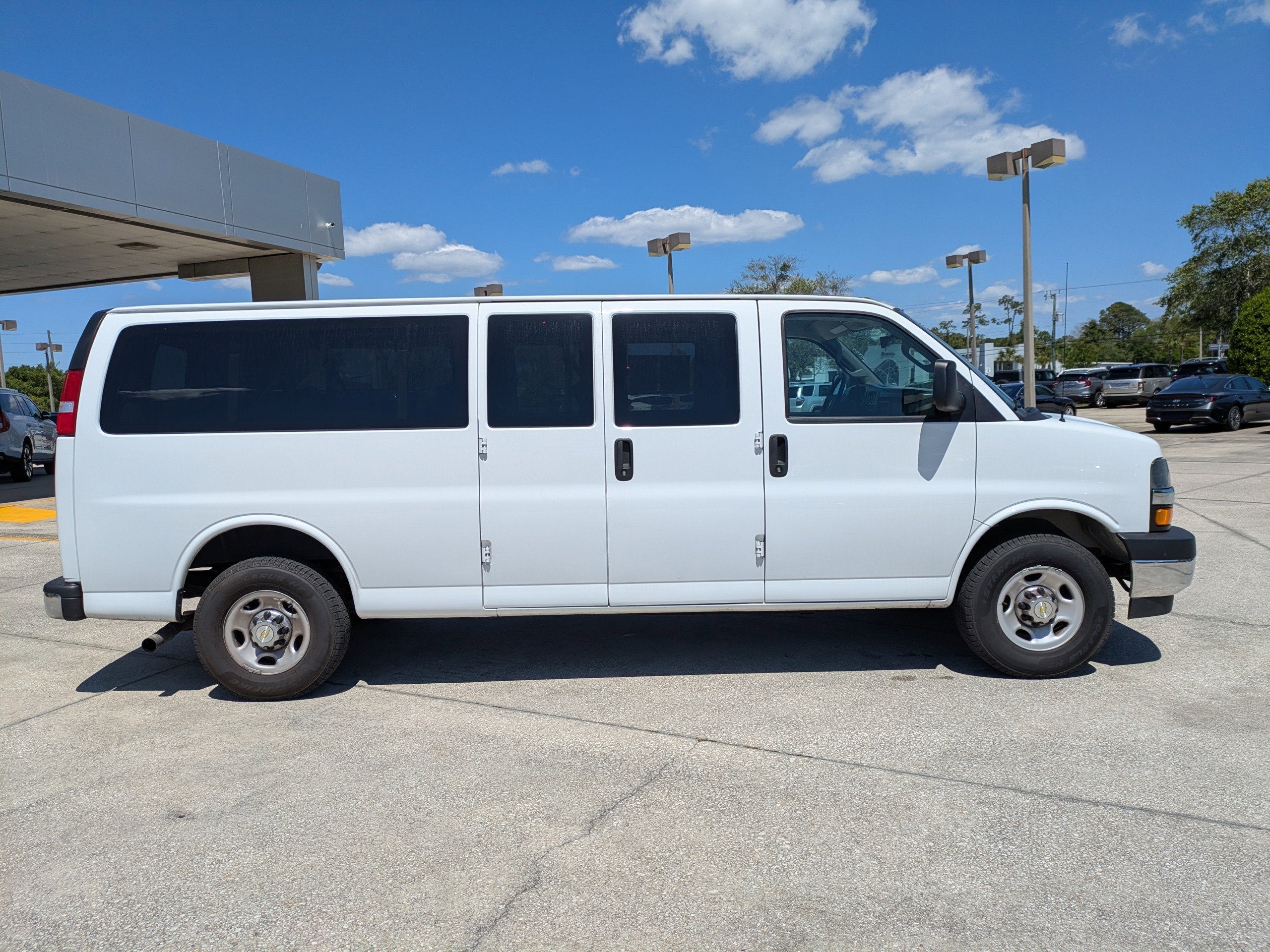 2024 Chevrolet Express Passenger LT