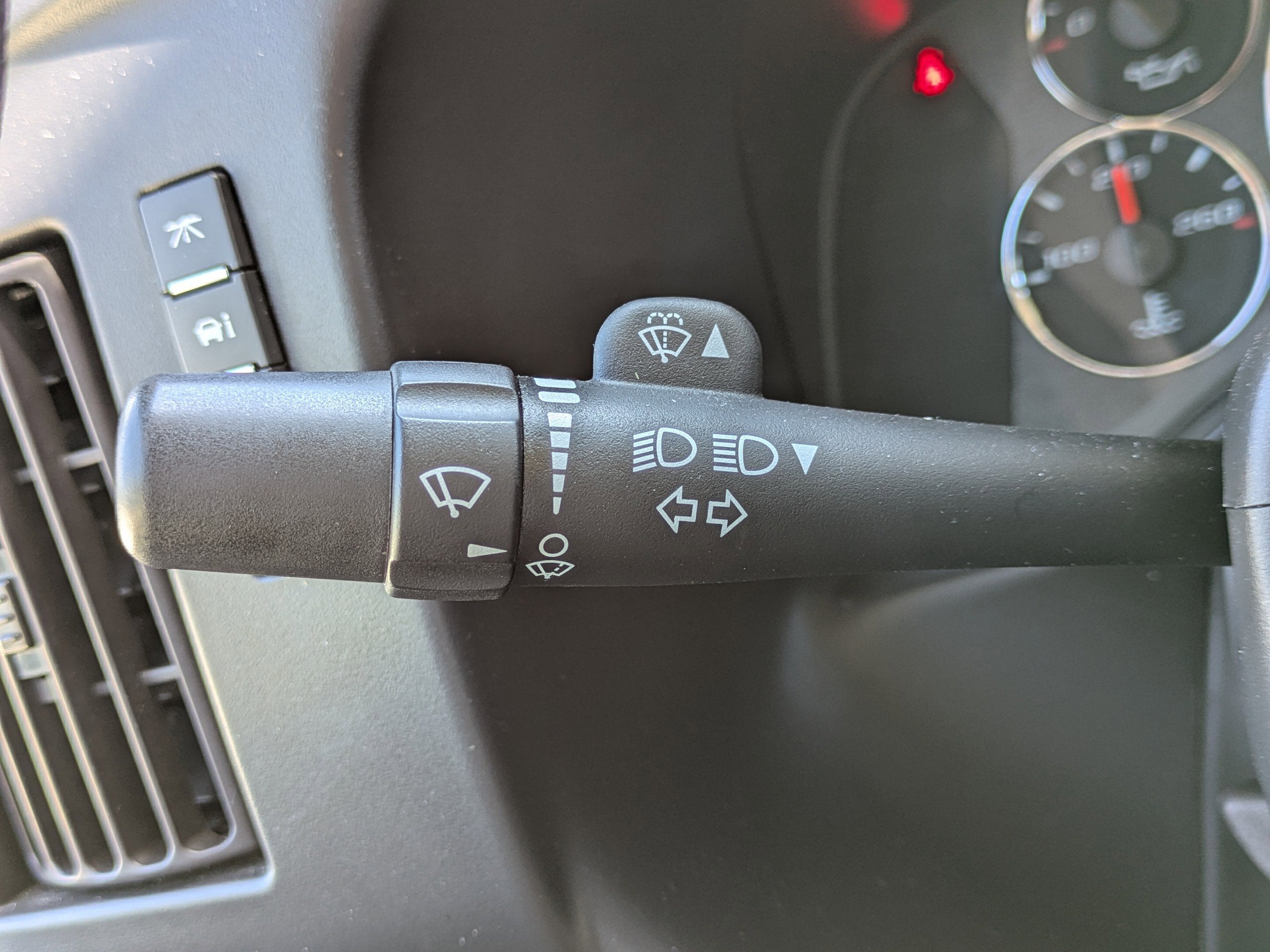 2024 Chevrolet Express Passenger LT