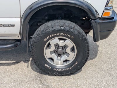 2001 Chevrolet S-10 LS w/ZR2