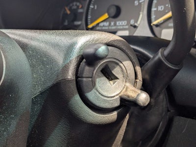 2001 Chevrolet S-10 LS w/ZR2