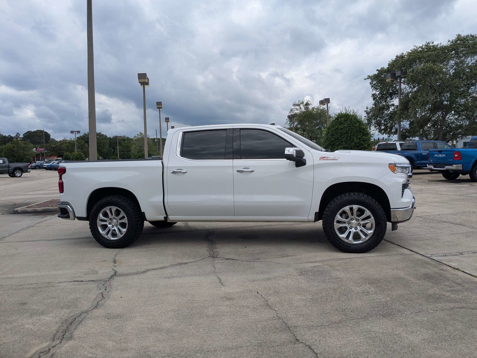 2024 Chevrolet Silverado 1500 LTZ