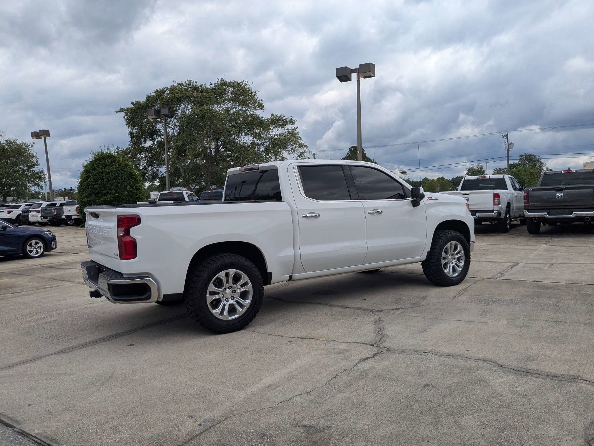 2024 Chevrolet Silverado 1500 LTZ