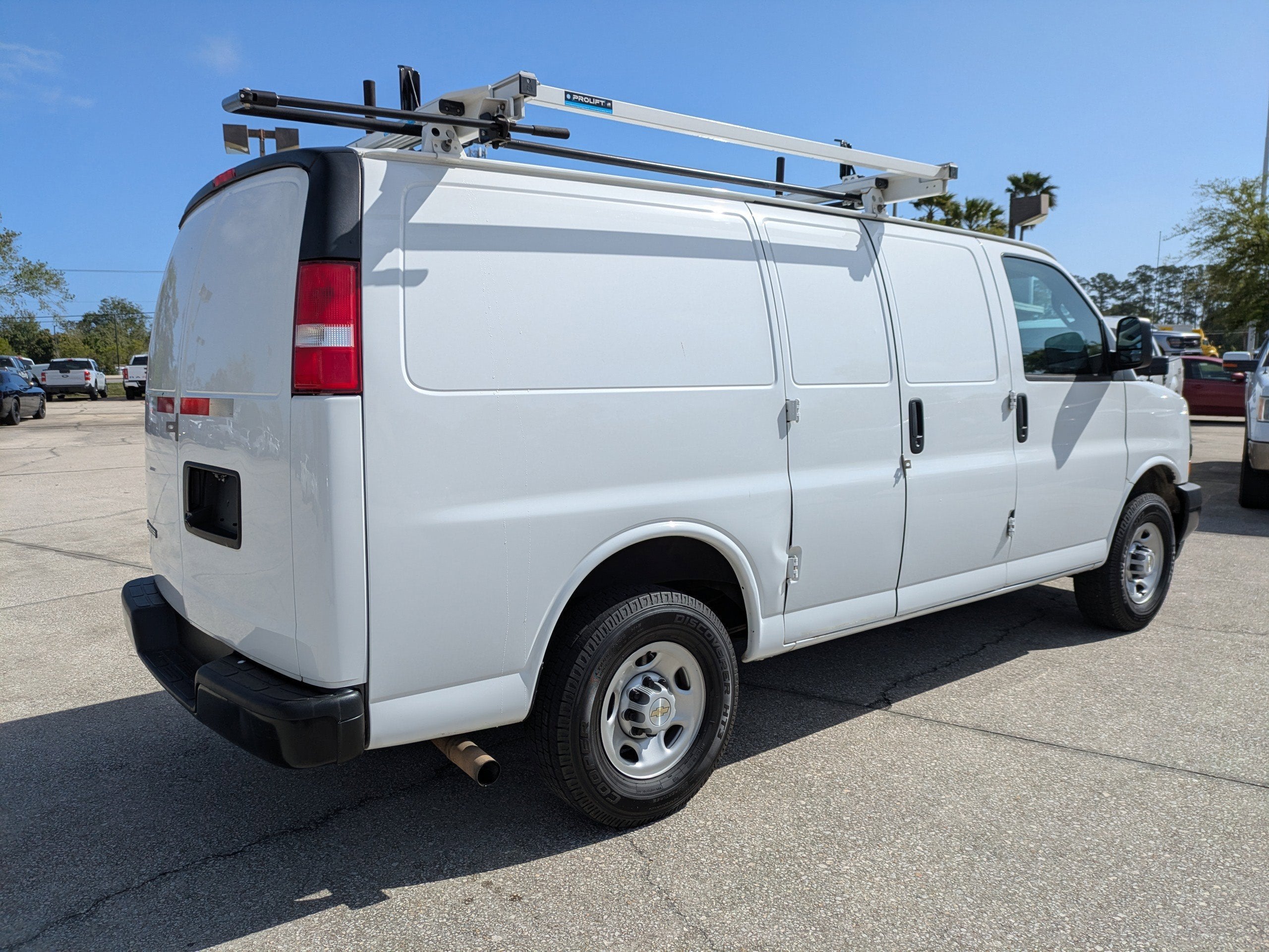 2023 Chevrolet Express Cargo Van Work Van