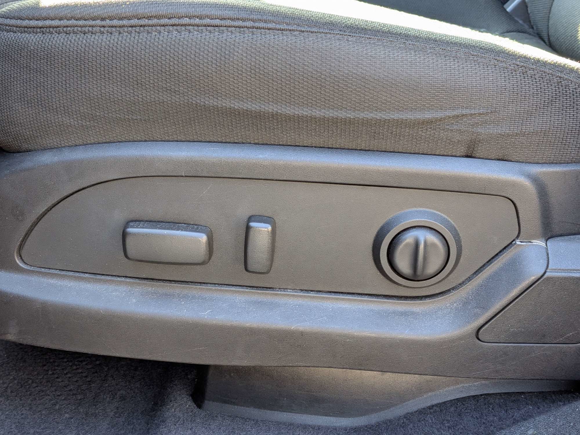 2012 Chevrolet Traverse LT w/1LT