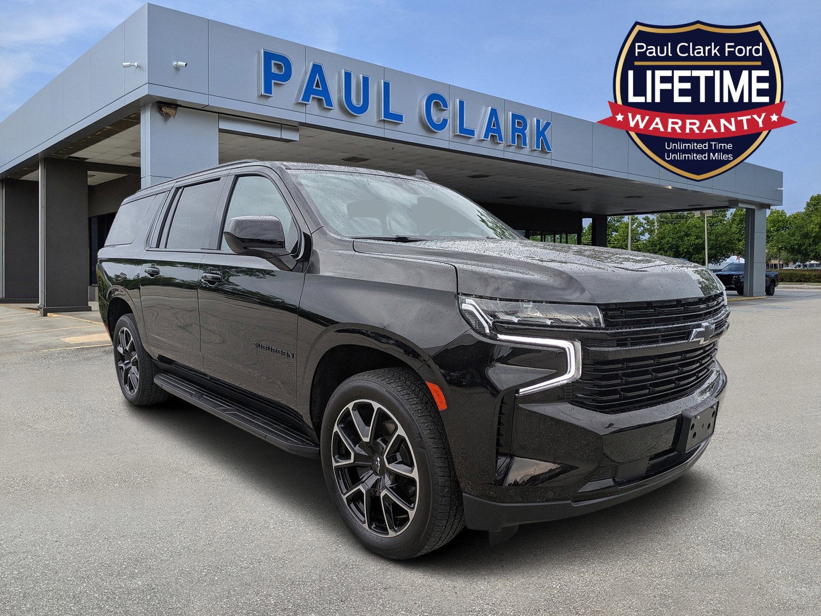 2024 Chevrolet Suburban RST