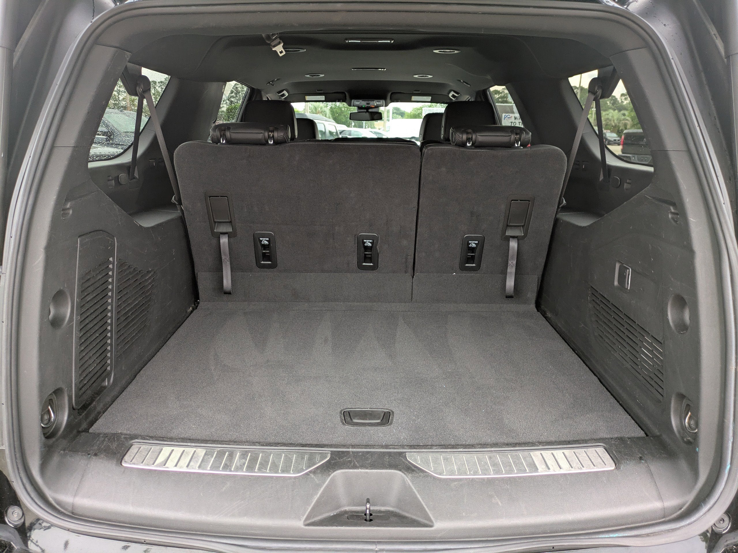 2024 Chevrolet Suburban RST