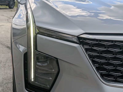2025 Cadillac XT4 FWD Premium Luxury