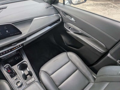 2025 Cadillac XT4 FWD Premium Luxury