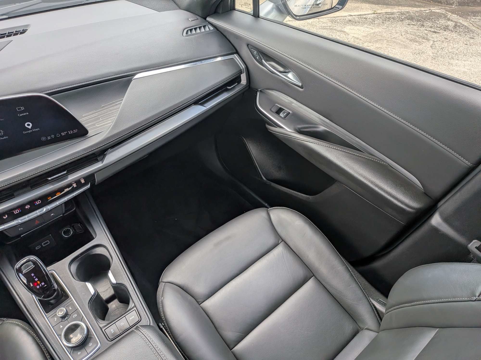2025 Cadillac XT4 FWD Premium Luxury