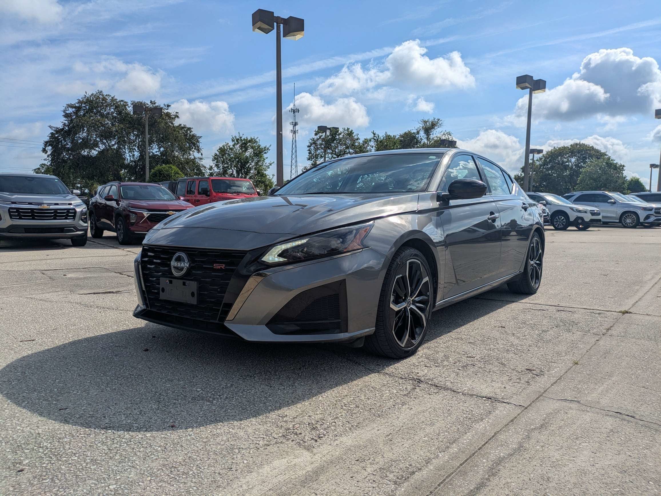 2024 Nissan Altima 2.5 SR