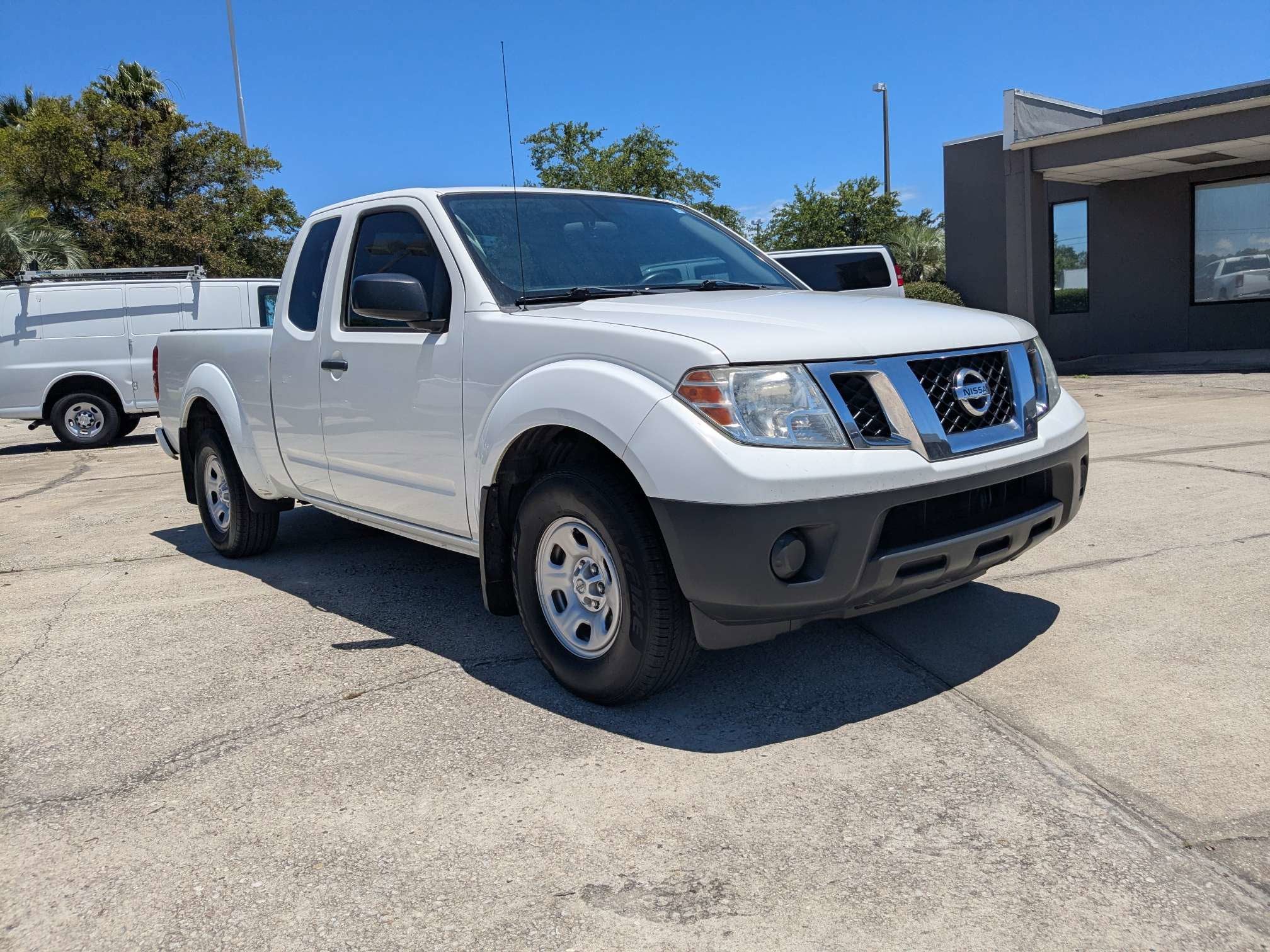 2019 Nissan Frontier S
