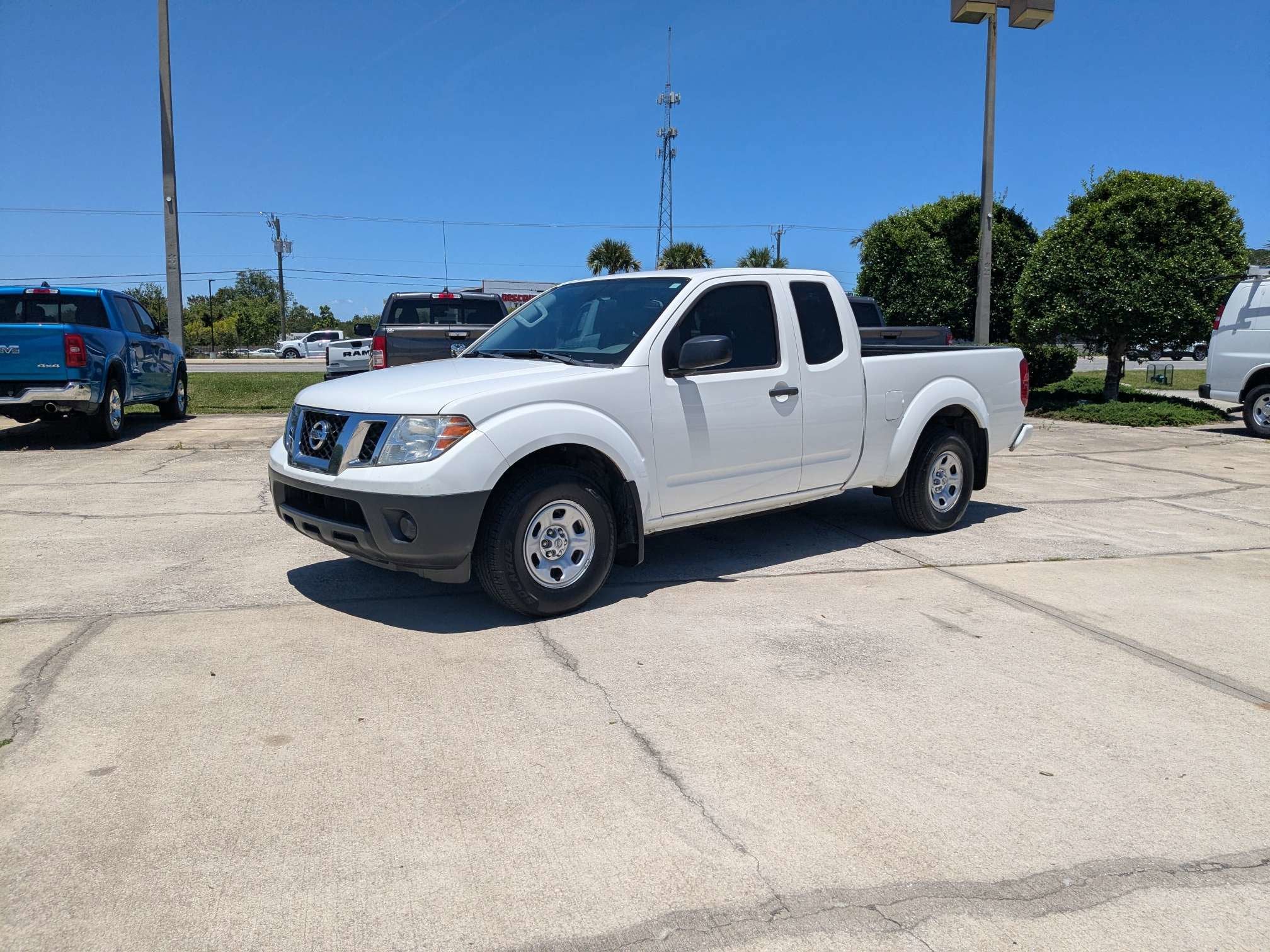 2019 Nissan Frontier S