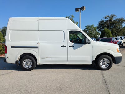 2016 Nissan NV SV